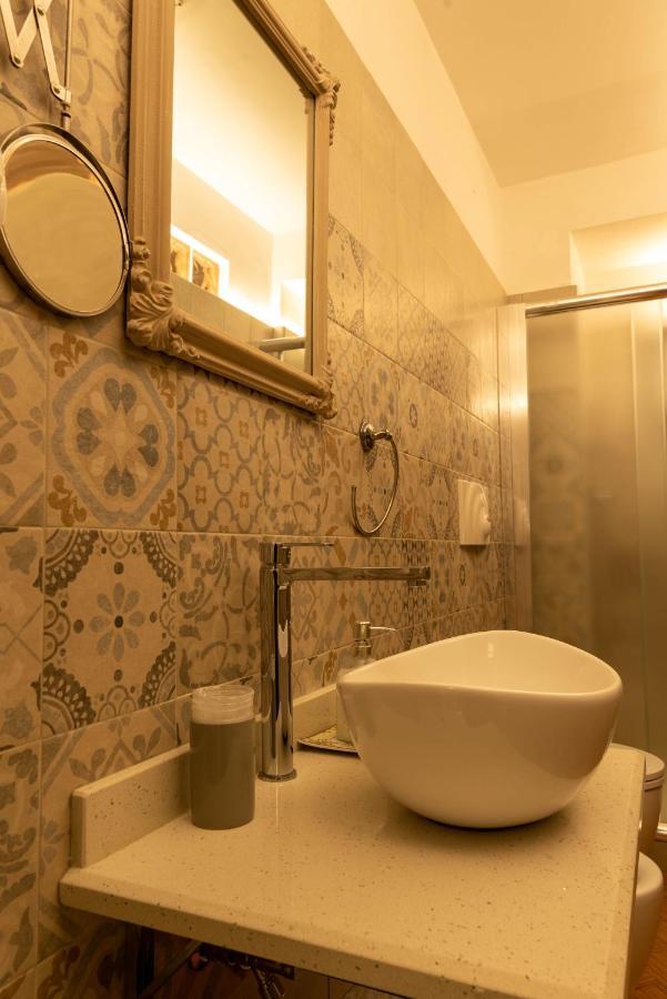 Cadelli Luxury Suite & Apartments Лечче Екстер'єр фото