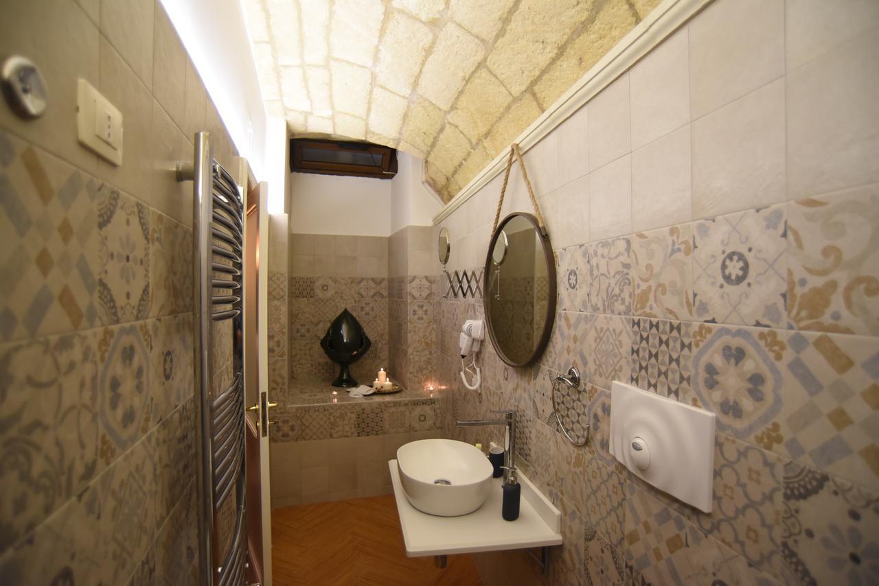 Cadelli Luxury Suite & Apartments Лечче Екстер'єр фото